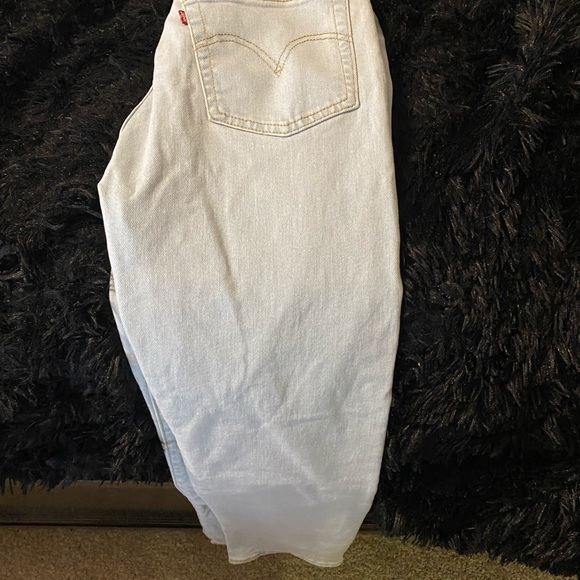 Wedgie Levi’s - BRAND NEW. Gorg color! - Picture 1 of 2